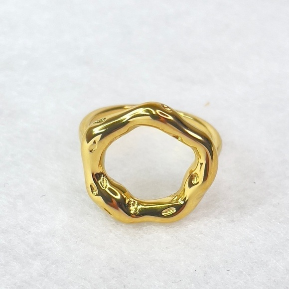 Brand NEW Gold Plated Stainless Steel Irregular Circle Ring Size 8 - Picture 4 of 6